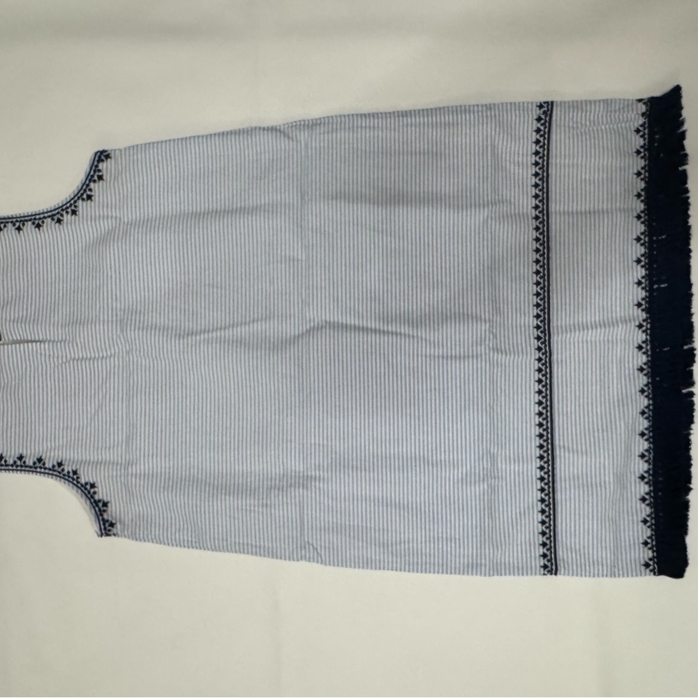 Vineyard Vines White Dress with Navy Embroidery - Picture 6 of 15